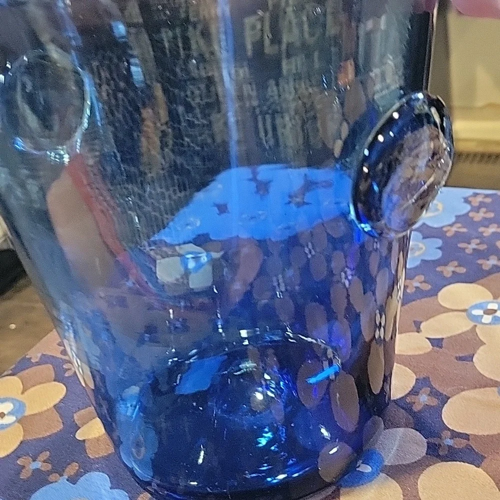 Crate&Barrel Deep Blue Glassware Ice Bucket, EUC